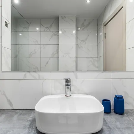 Elite By Binobi! Saloniki